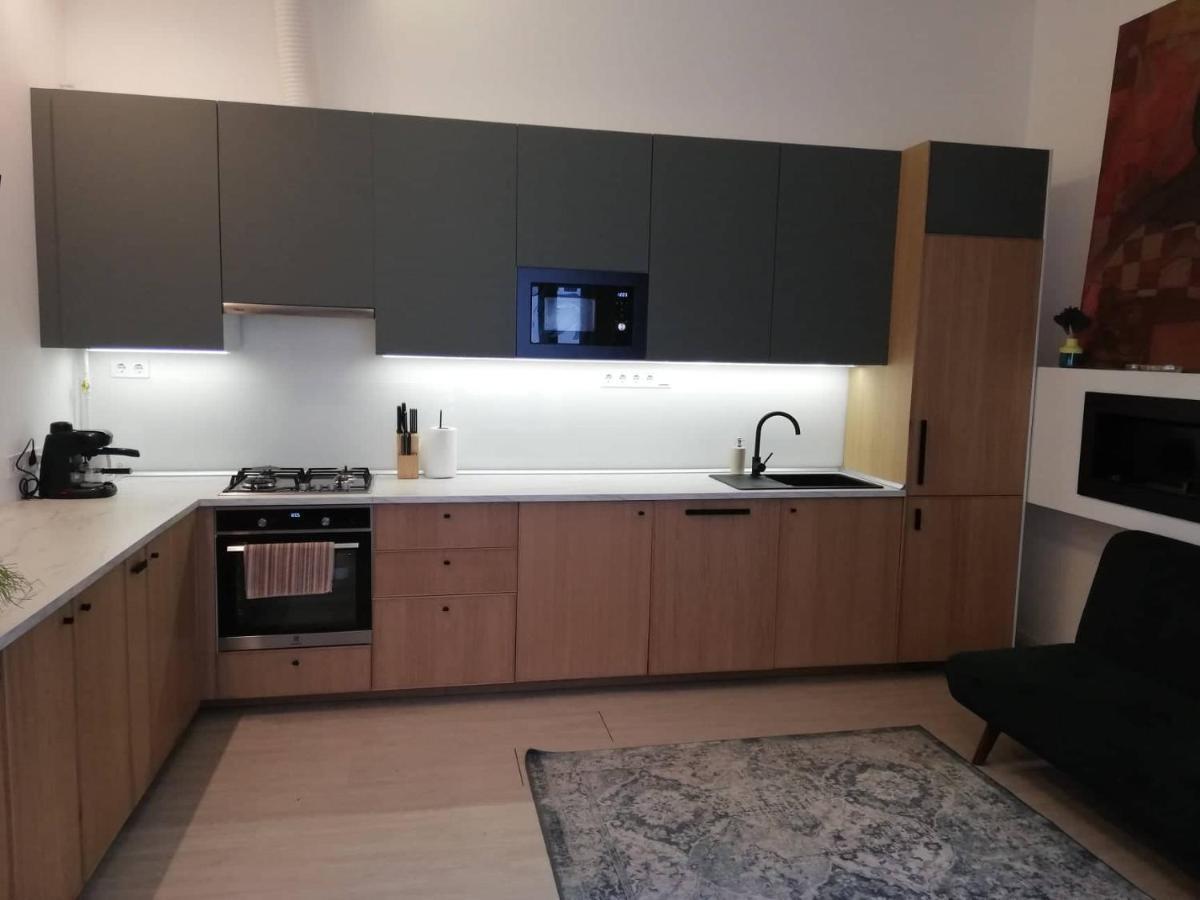 2 Bedroom Stylish Apartment In Buda 부다페스트 외부 사진